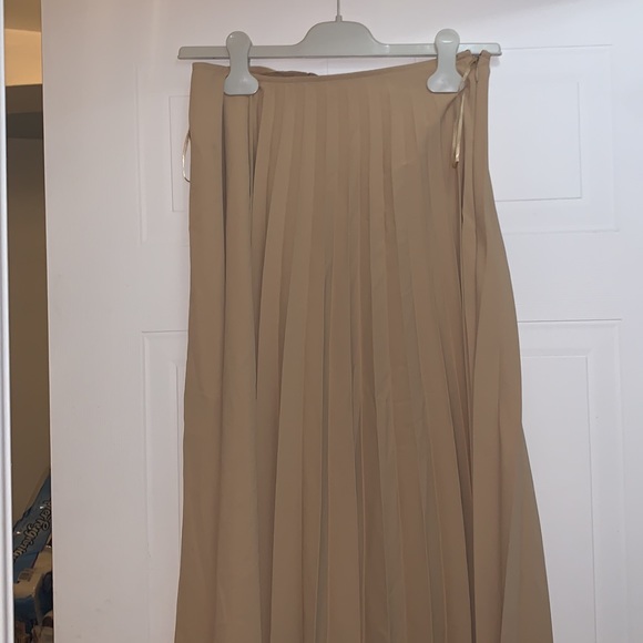 NWT! Reiss Ruby Asymmetrical Skirt - Picture 4 of 7